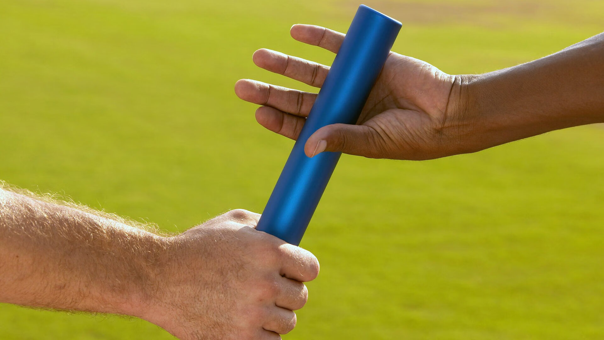 AIYOUXI.COM-【电子裁判助力】高科技如何突破传统主观判罚？，电子裁判的优缺点