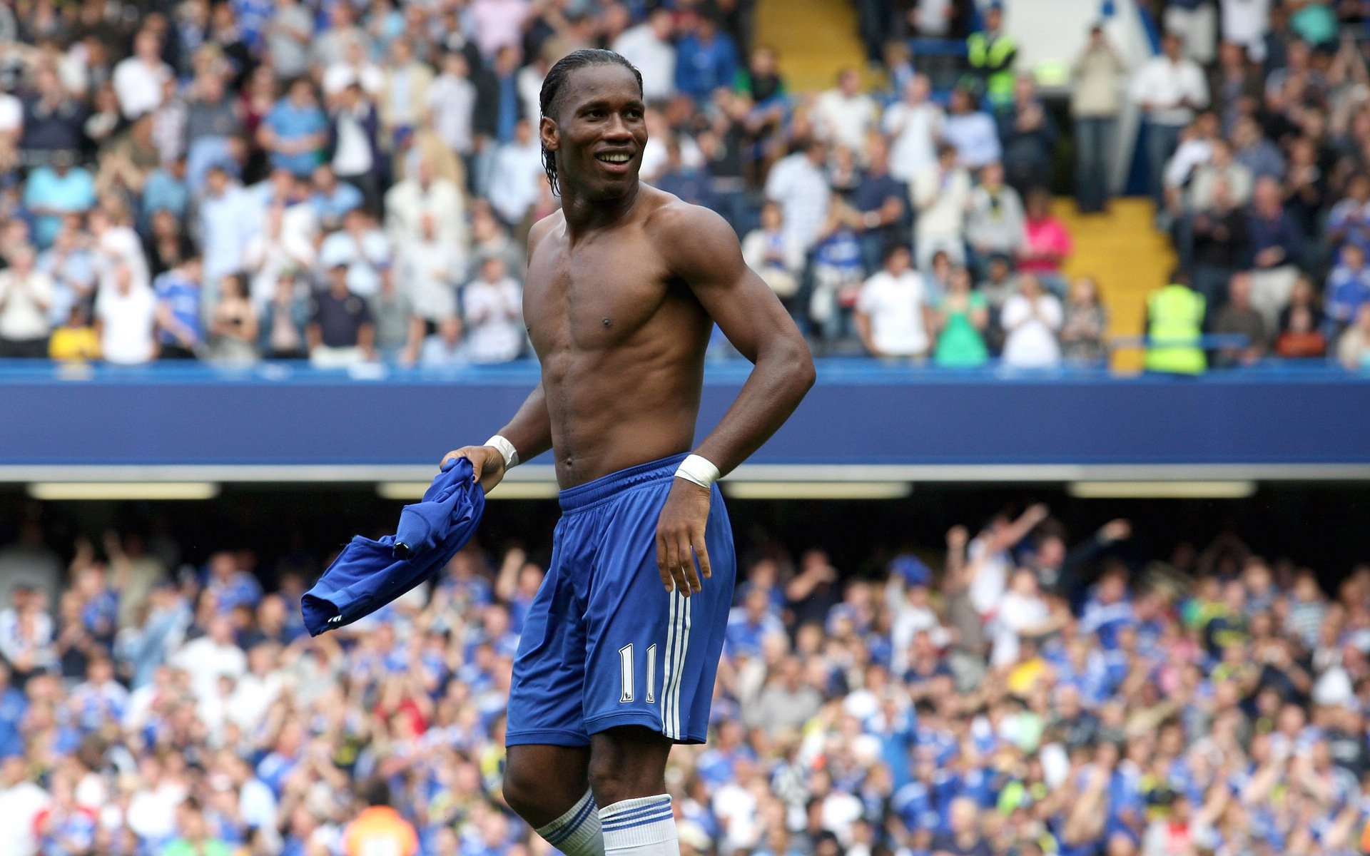 爱游戏综合娱乐-五大联赛是否减少传统边锋下底传中的比重，五大联赛边锋排名